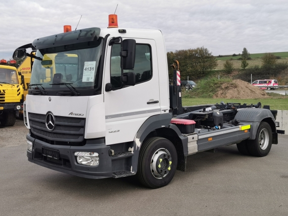 MERCEDES-BENZ ATEGO 1223 E6 hákový nosič