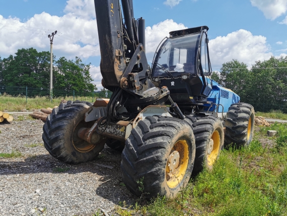 HARVESTOR ROTTNE H20 nefunkční motor